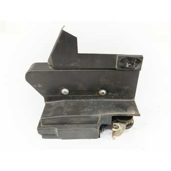 CERRADURA PUERTA DELANTERA DERECHA 805023900R 