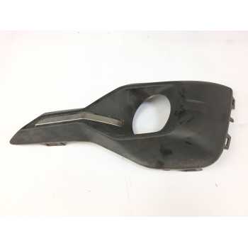 REJILLA DELANTERA DERECHA LUZ ANTINIEBLA PARAGOLPES 261A24561R 