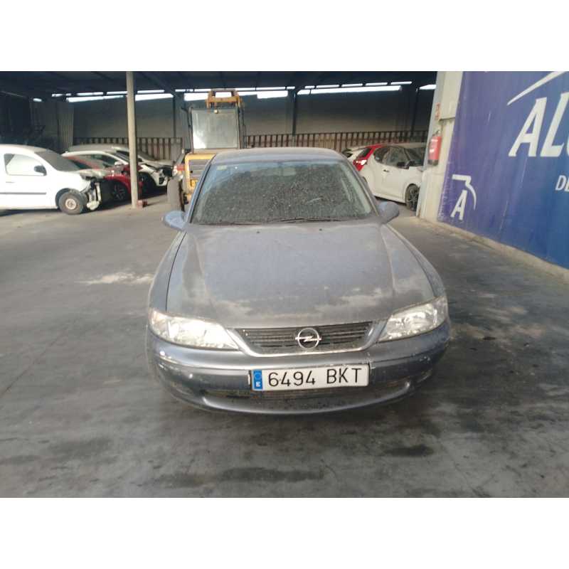 opel vectra b (j96) del año 2001