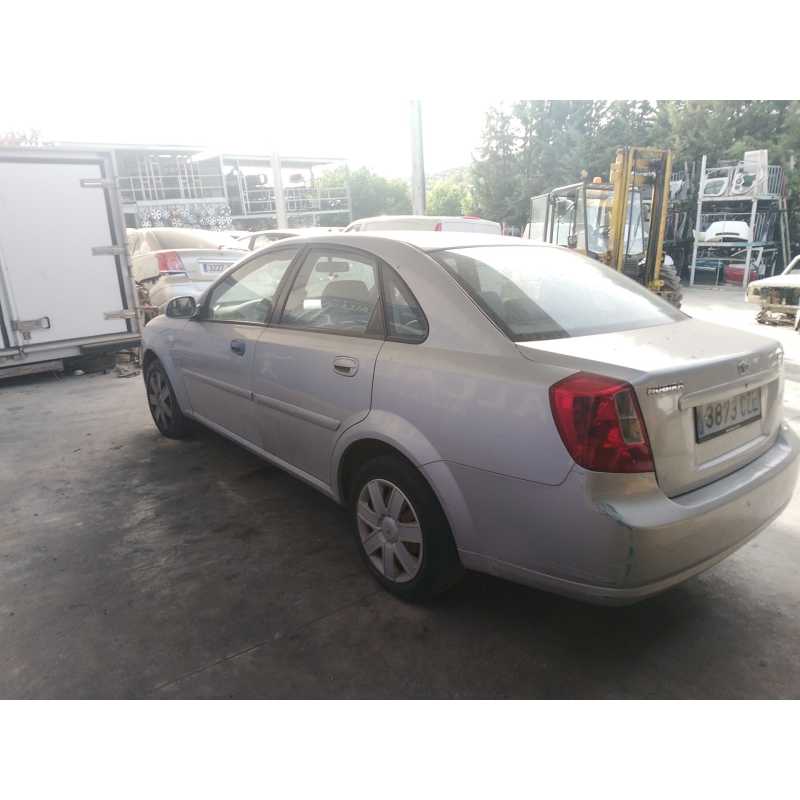 daewoo nubira sedán (j200) del año 2004