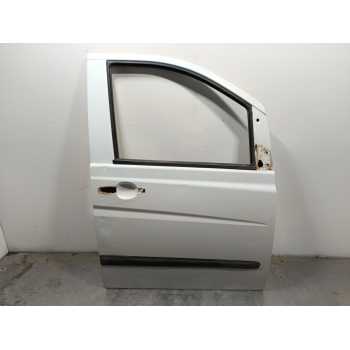 PUERTA DELANTERA DERECHA A6397201105 