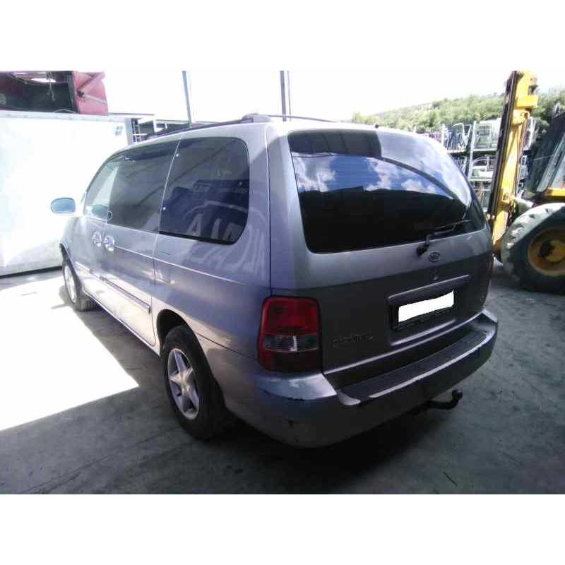 kia carnival ii del año 2004