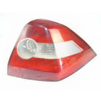 PILOTO TRASERO DERECHO 085511956R 