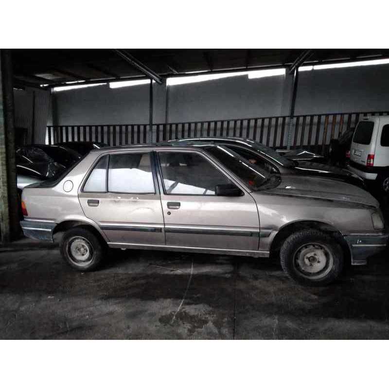 peugeot 309 del año 1988