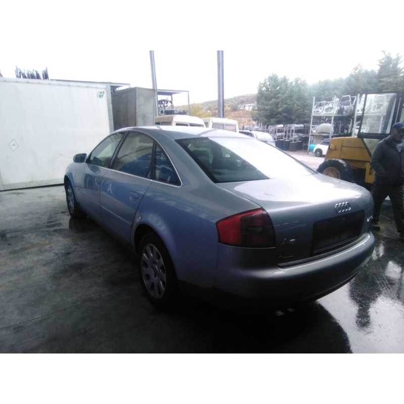 audi a6 berlina (4b2) del año 2002