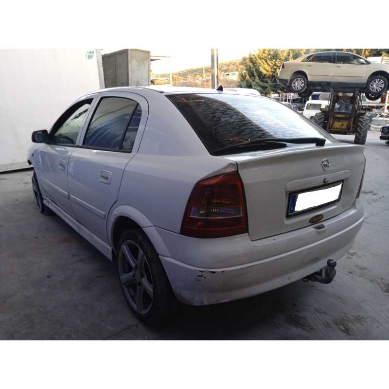 opel astra g berlina del año 1999