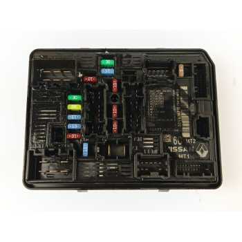 CAJA RELES / FUSIBLES 284B77JA2C 