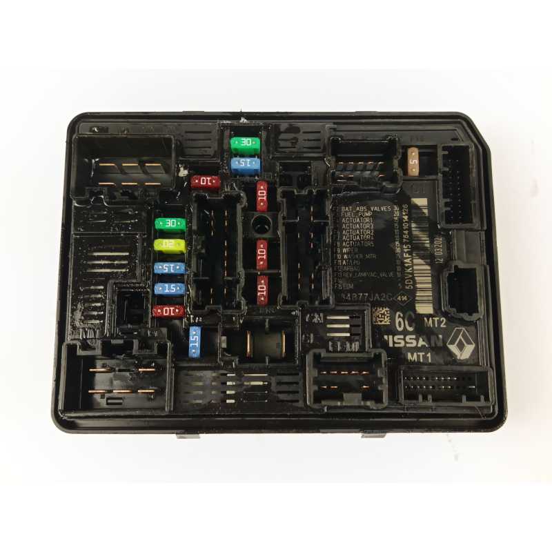CAJA RELES / FUSIBLES 284B77JA2C 
