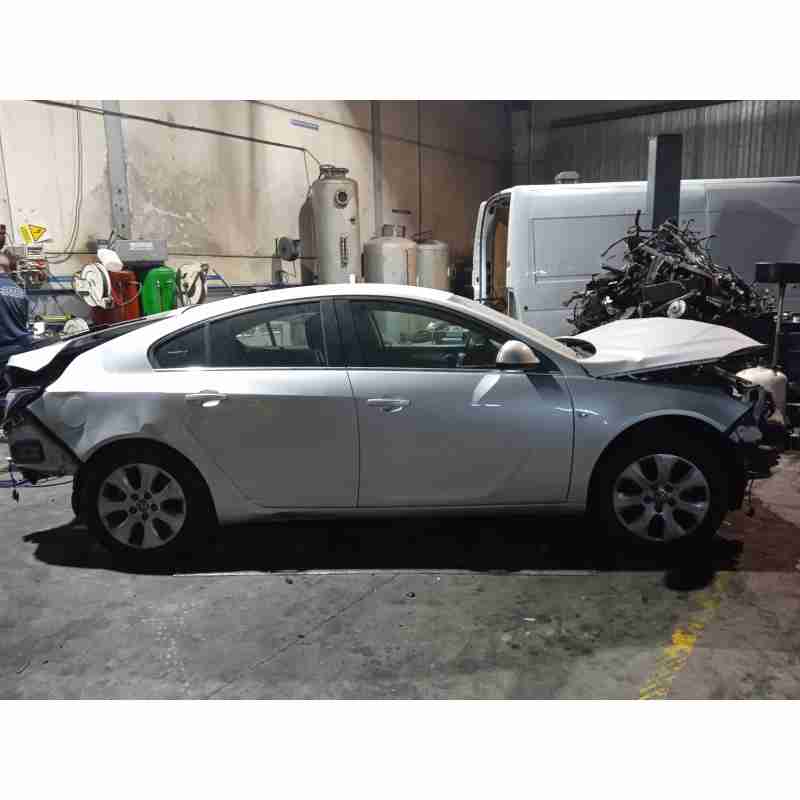 opel insignia berlina del año 2016