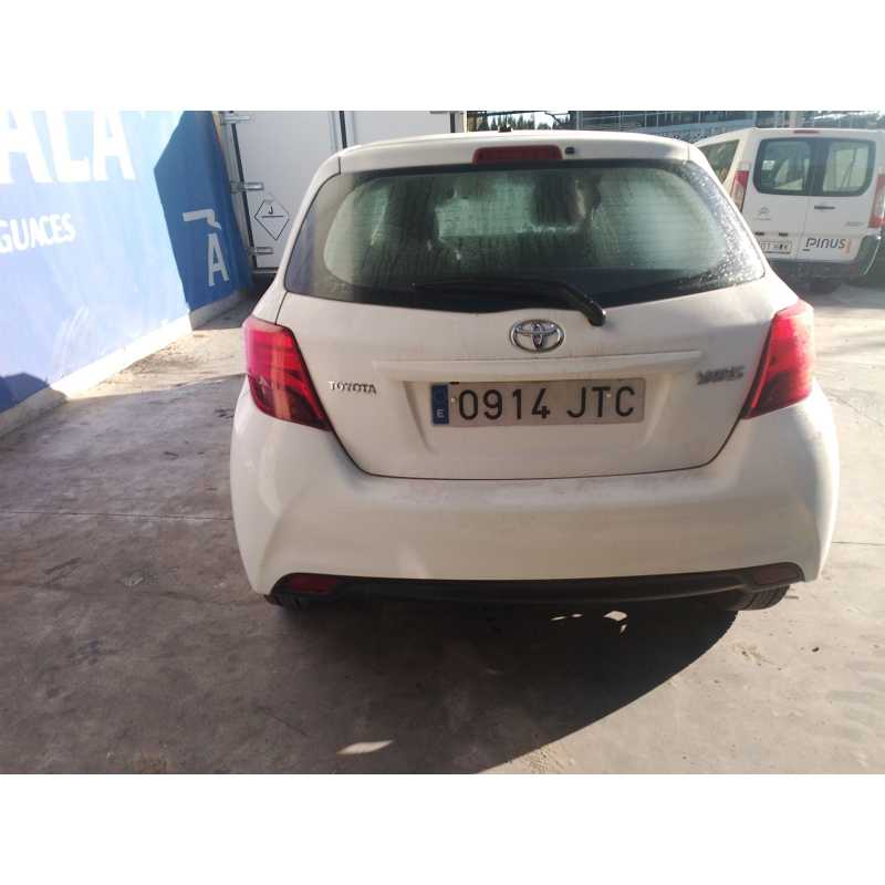 toyota yaris (_p13_) del año 2016