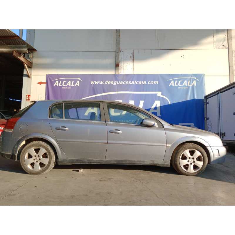 opel signum hatchback (z03) del año 2004