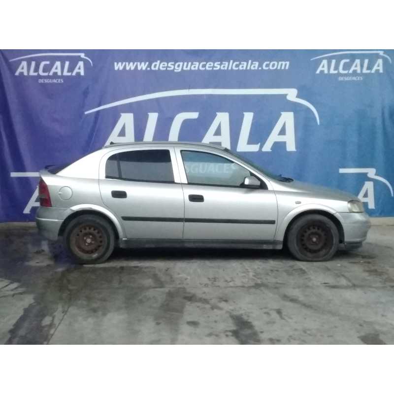 opel astra g berlina del año 1998