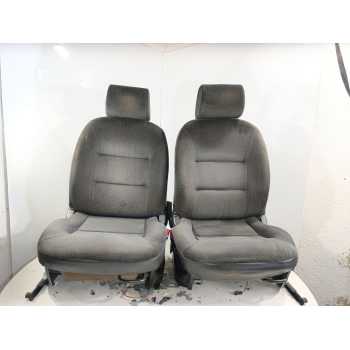 ASIENTOS DELANTEROS TELA MANUALES ABATIBLES
