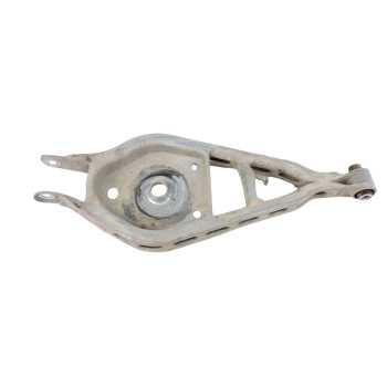 BRAZO SUSPENSION SUPERIOR TRASERO DERECHO 
