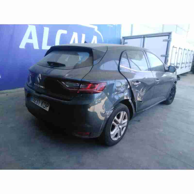 renault megane iv berlina 5p del año 2017