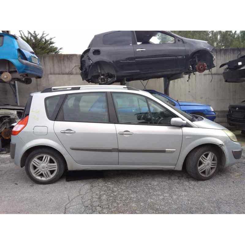 renault scenic ii del año 2004