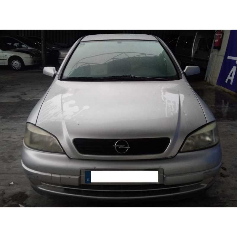 opel astra g berlina del año 1998