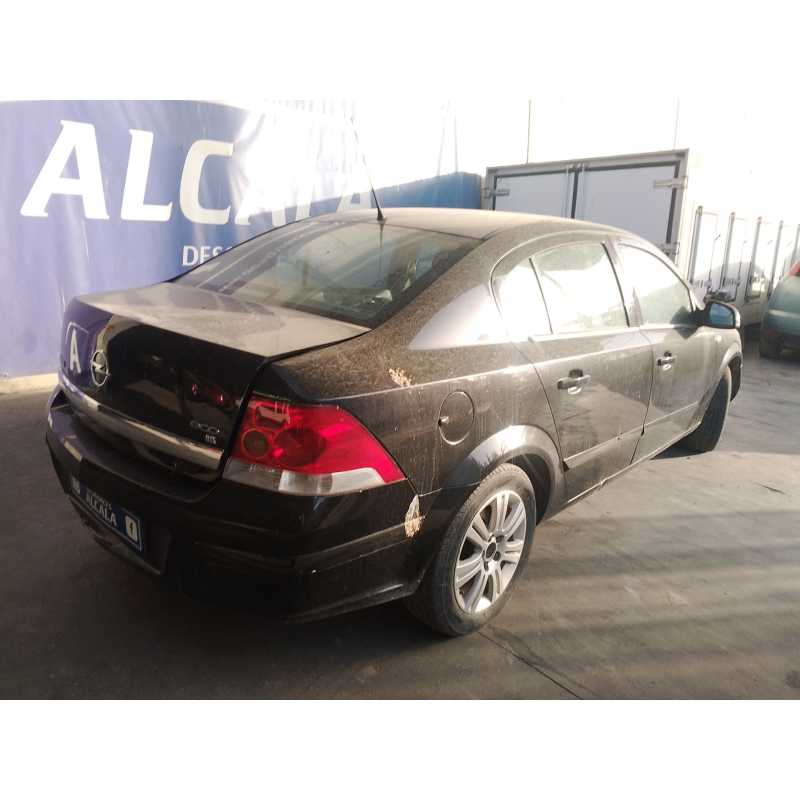 opel astra h sedán (a04) del año 2010