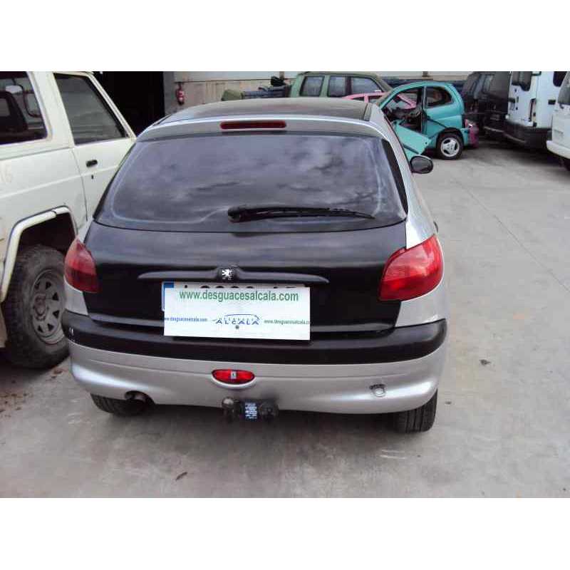 peugeot 206 berlina del año 1999