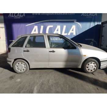 SEAT IBIZA II (6K1) de desguace