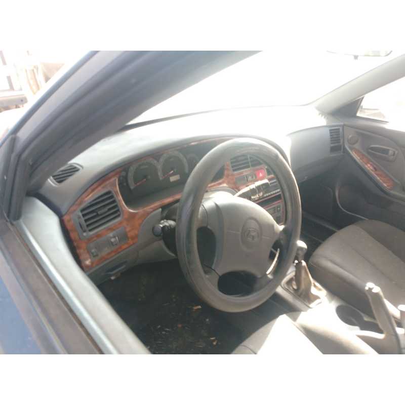 hyundai elantra iii sedán (xd) del año 2004
