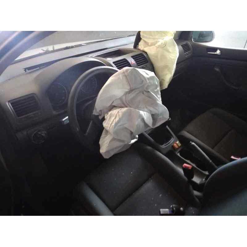 volkswagen golf v berlina (1k1) del año 2004