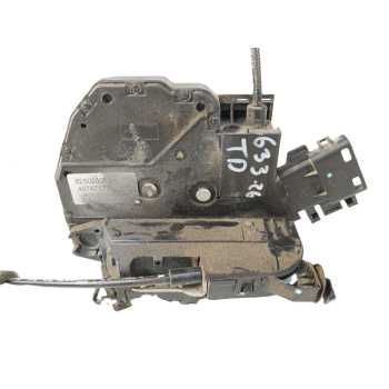 CERRADURA PUERTA TRASERA DERECHA 825020019R 