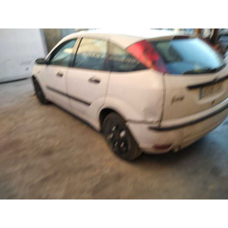ford focus berlina (cak) del año 2003
