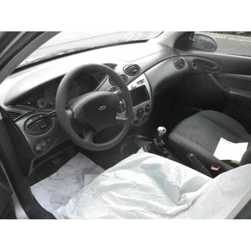 ford focus berlina (cak) del año 1998