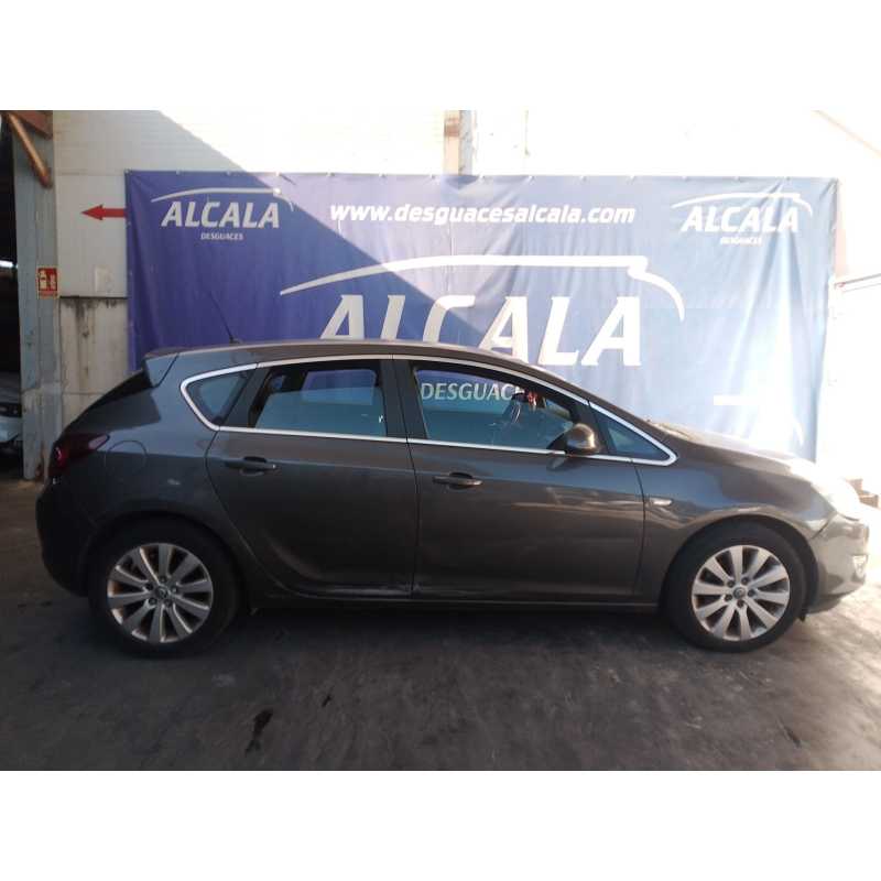 opel astra j (p10) del año 2024