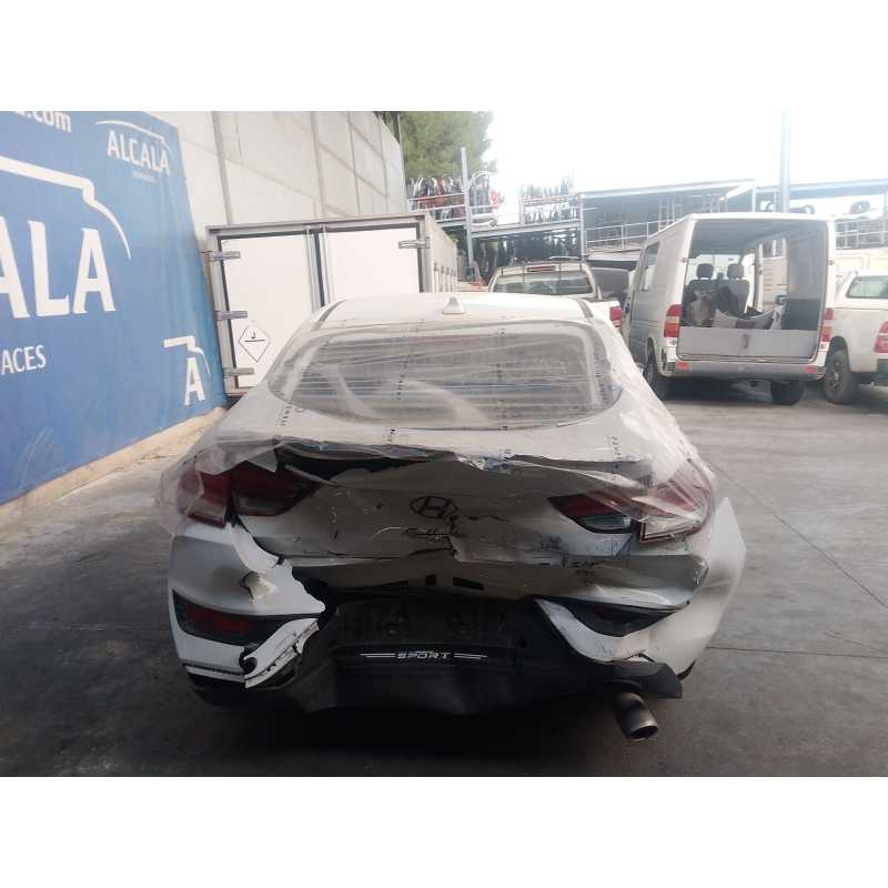 hyundai i30 fastback (pde, pden) del año 2022