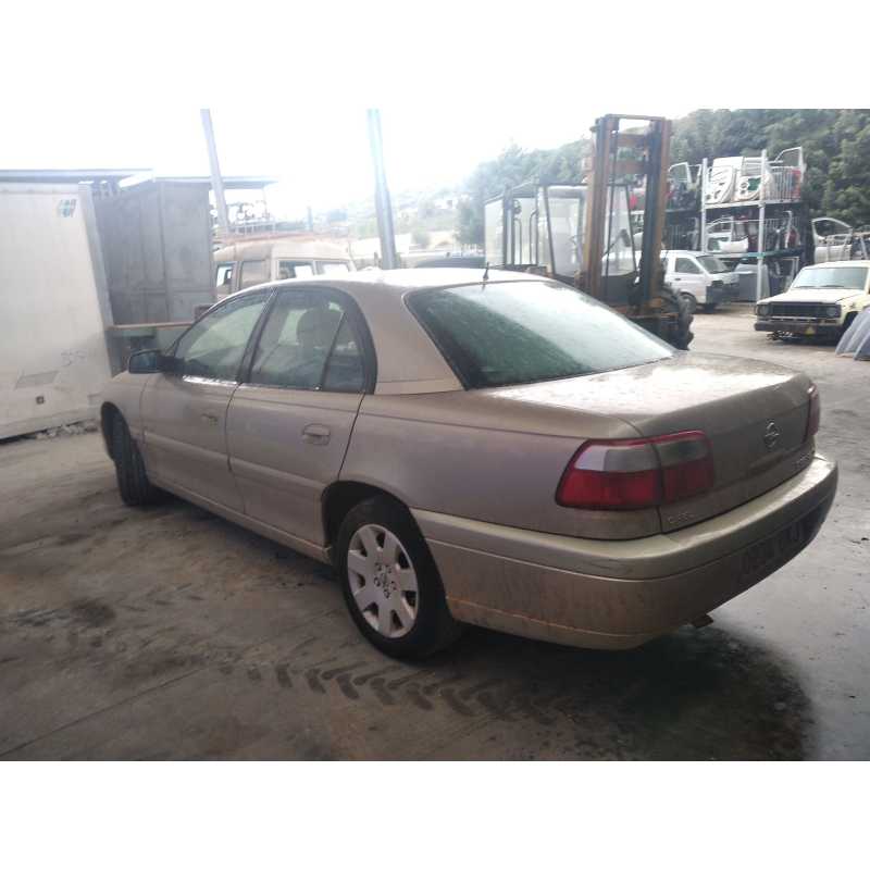 opel omega elegance 2.2 16v del año 2002