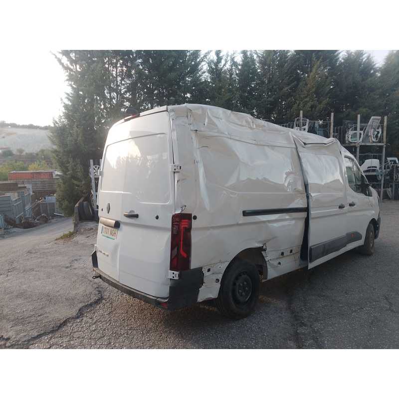renault master del año 2025