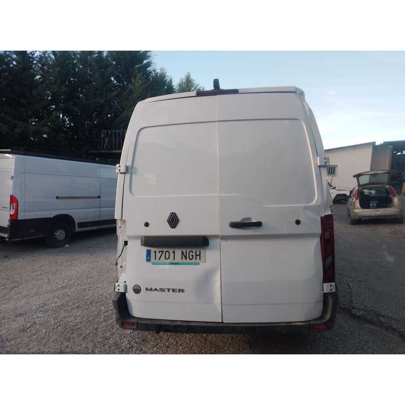 renault master del año 2025