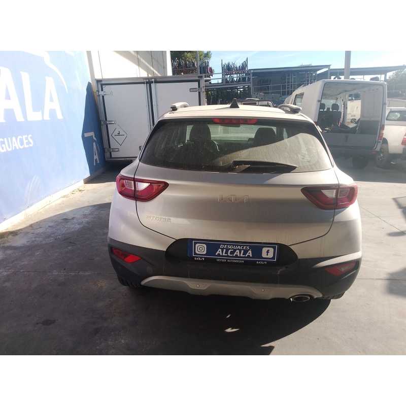 kia stonic (yb) del año 2024