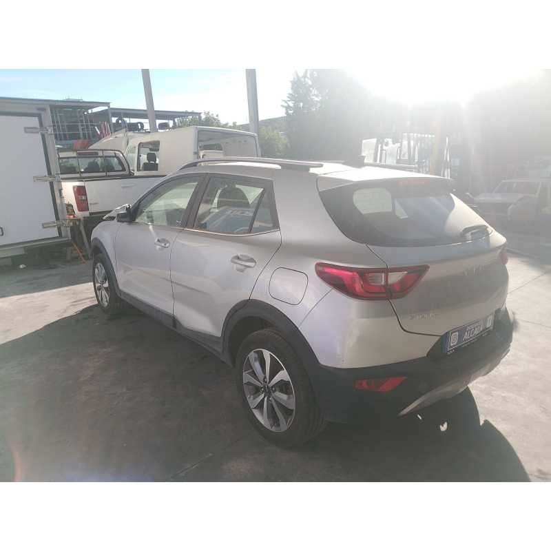 kia stonic (yb) del año 2024