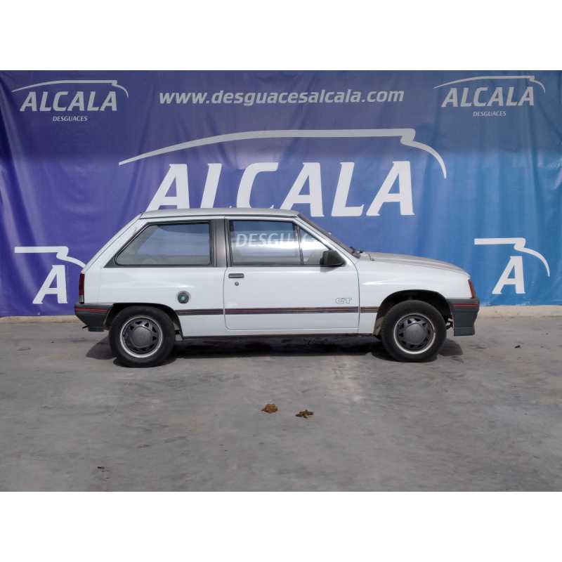opel corsa a del año 1989