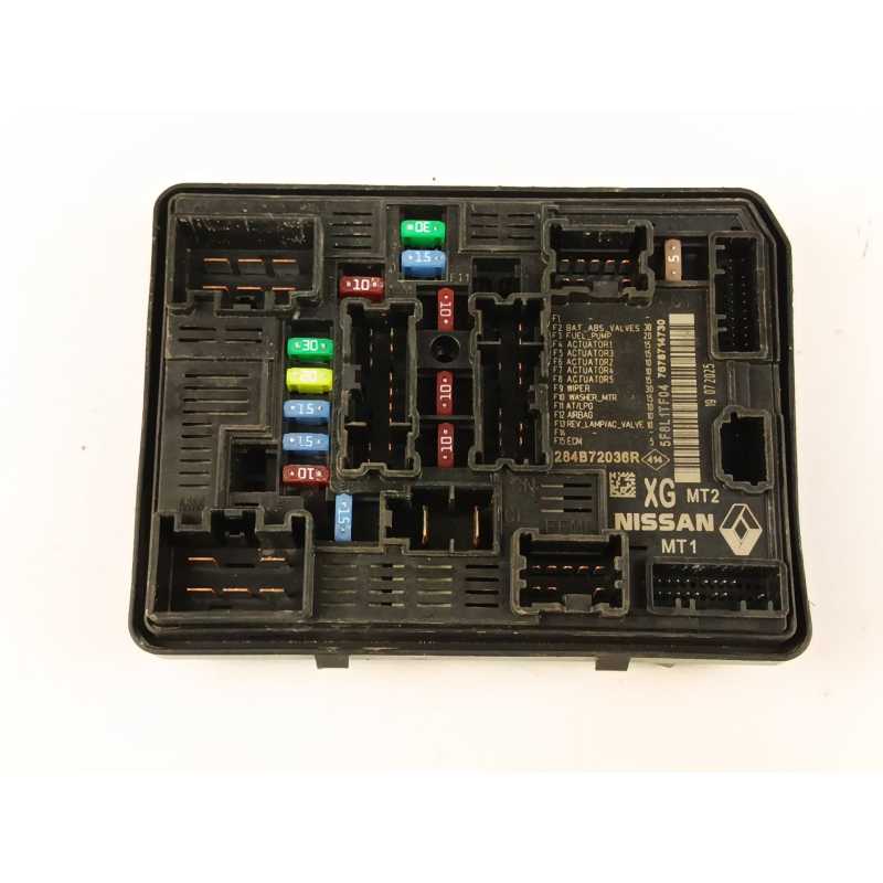 CAJA RELES / FUSIBLES 284B72036R 