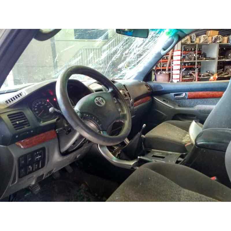 toyota land cruiser (j12) del año 2007