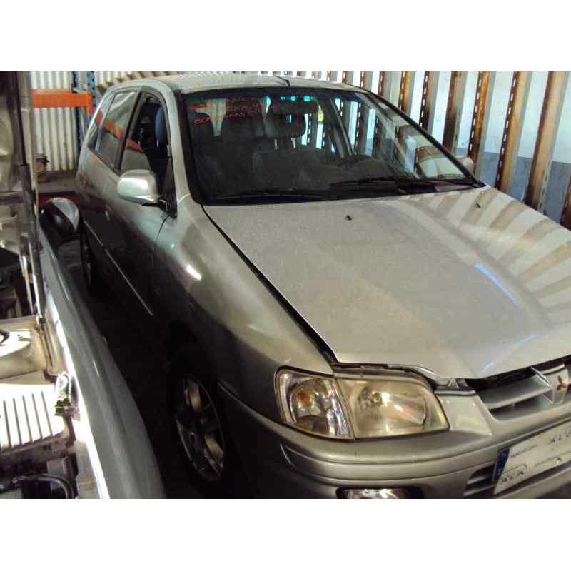 mitsubishi space star (dg0) del año 2002