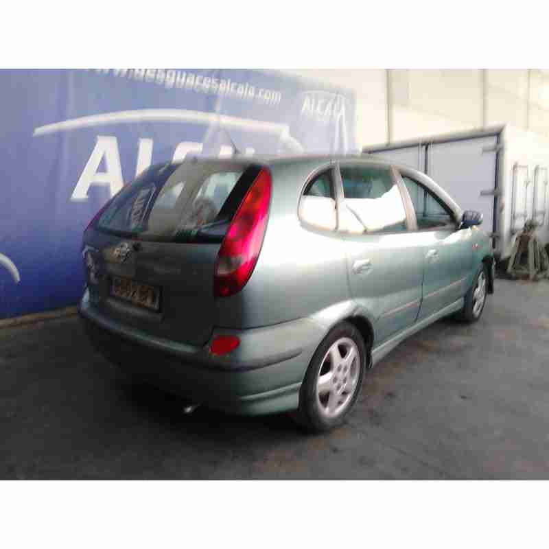 nissan almera tino (v10) del año 2001