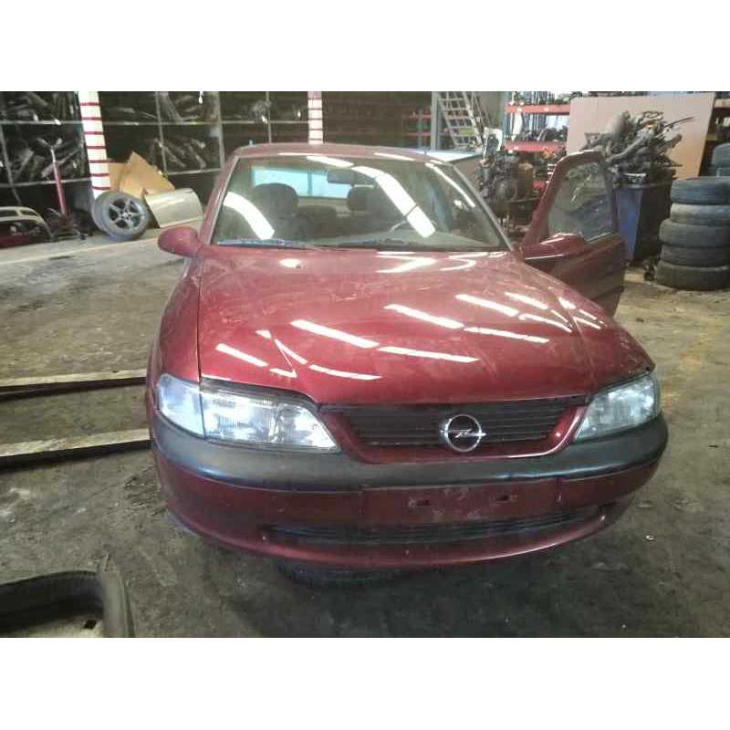 opel vectra b berlina del año 1996