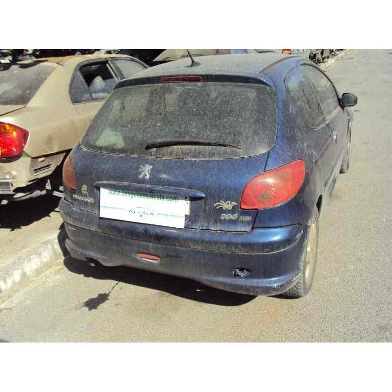 peugeot 206 berlina del año 2000