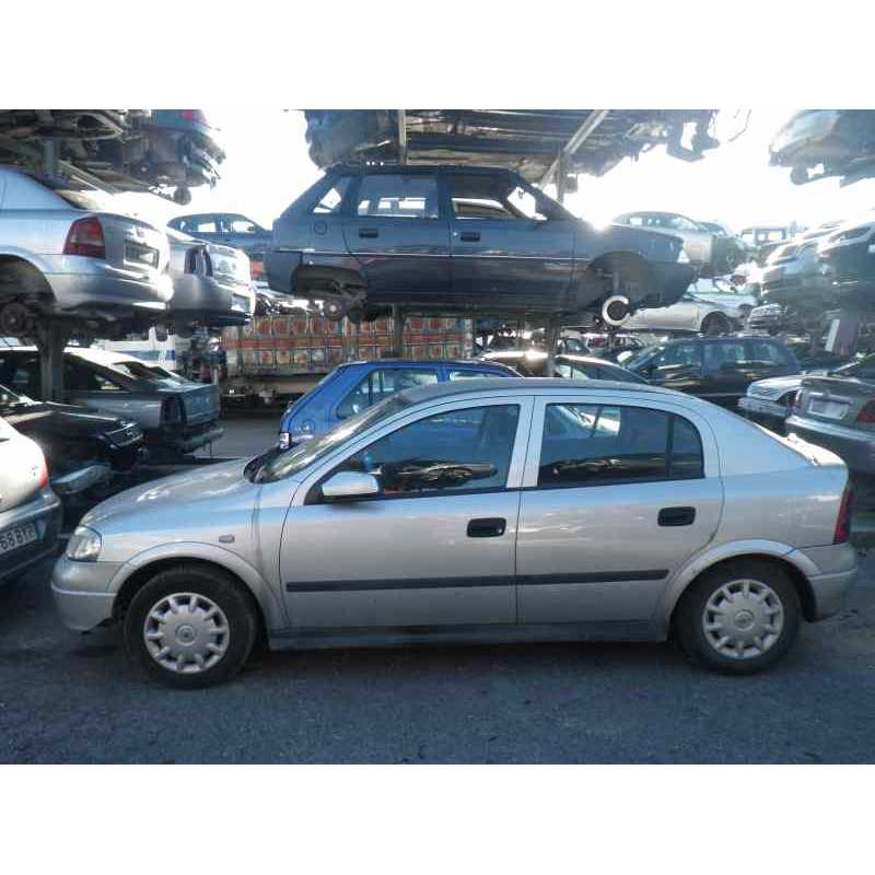 opel astra g berlina del año 1998