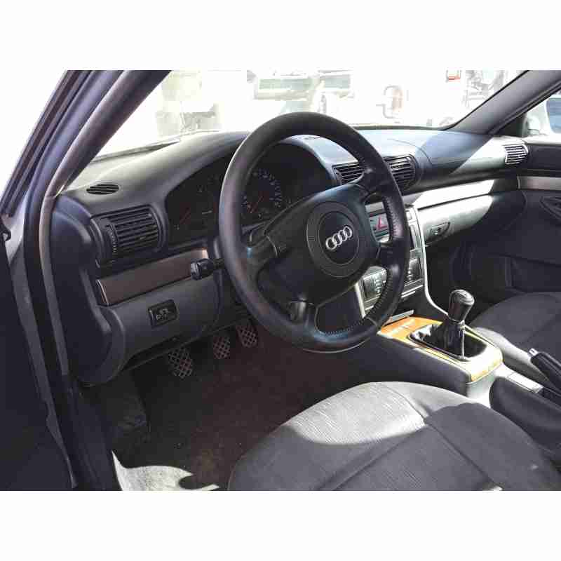 audi a4 berlina (b5) del año 2000