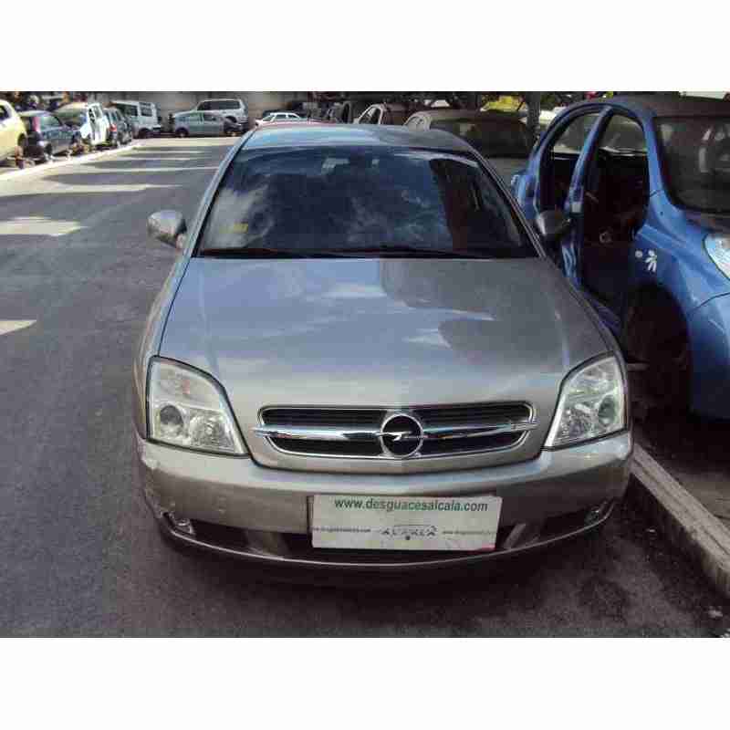 opel vectra c berlina del año 2003