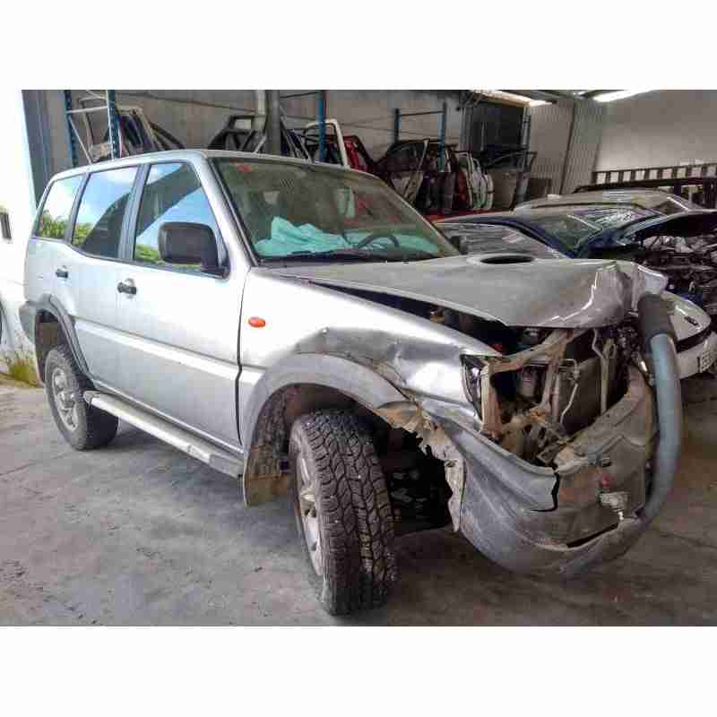 nissan terrano/terrano.ii (r20) del año 2002