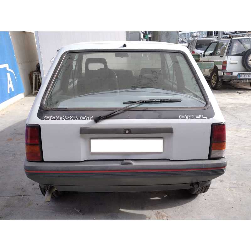 opel corsa a del año 1989