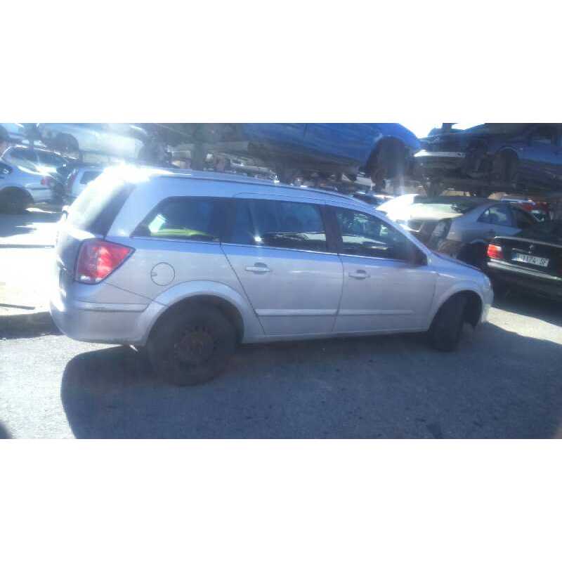 opel astra h caravan del año 2004