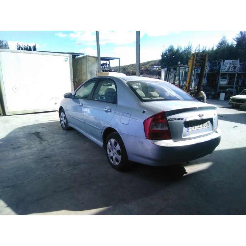 kia cerato del año 2005